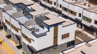 Photo #6: 6725711 Listing