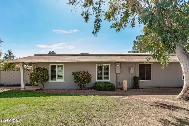 MLS: 6725828 Condo For Sale