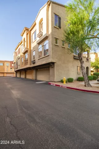 Photo #2: 6725841 Listing