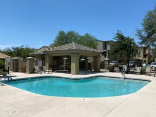 Photo #6: 6725841 Listing