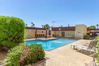 Photo #1: 6726117 Listing 