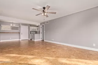 Photo #6: 6726117 Listing 