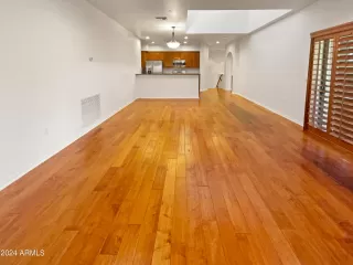 Photo #3: 6726131 Listing