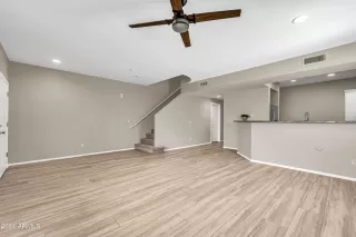 Photo #3: 6726232 Listing