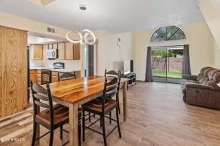 Photo #3: 6726372 Listing 