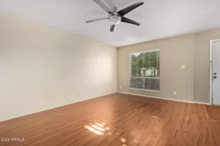 Photo #4: 6726382 Listing 