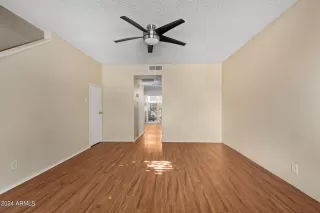 Photo #5: 6726382 Listing 