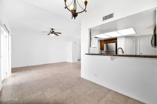 Photo #4: 6726417 Listing 