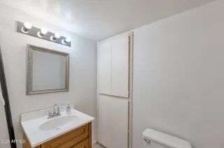 Photo #4: 6726547 Listing