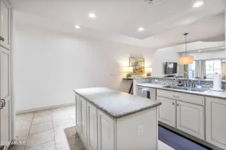 Photo #5: 6726698 Listing 