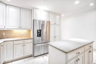 Photo #6: 6726698 Listing 