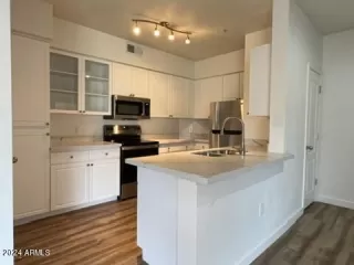 Photo #1: 6726762 Listing 