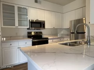 Photo #3: 6726762 Listing 