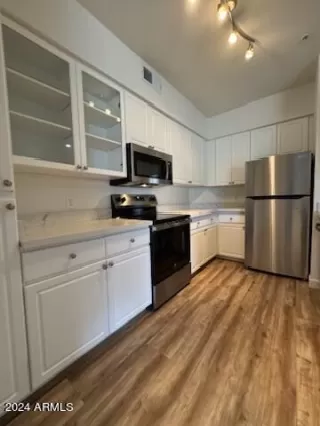 Photo #4: 6726762 Listing 