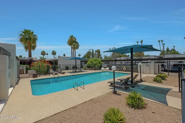 MLS: 6726917 Condo For Sale