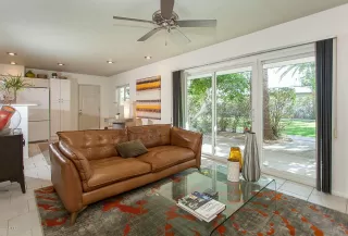 Photo #3: 6726917 Listing 