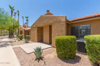 Photo #3: 6727064 Listing