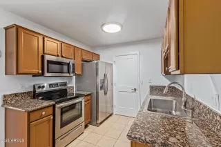 Photo #4: 6727064 Listing