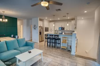 Photo #3: 6727327 Listing 