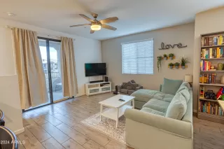 Photo #5: 6727327 Listing 