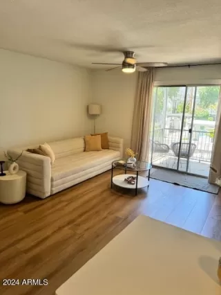 Photo #1: 6727389 Listing 