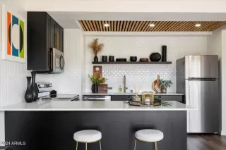 Photo #2: 6727481 Listing