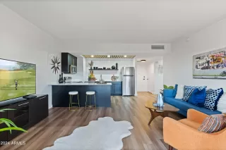 Photo #3: 6727481 Listing