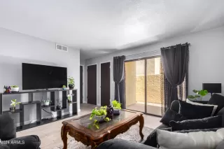 Photo #4: 6727516 Listing 