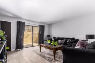 Photo #6: 6727516 Listing 