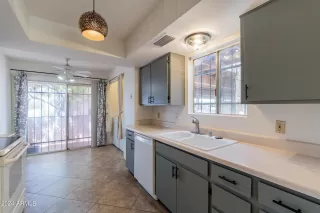 Photo #5: 6727581 Listing