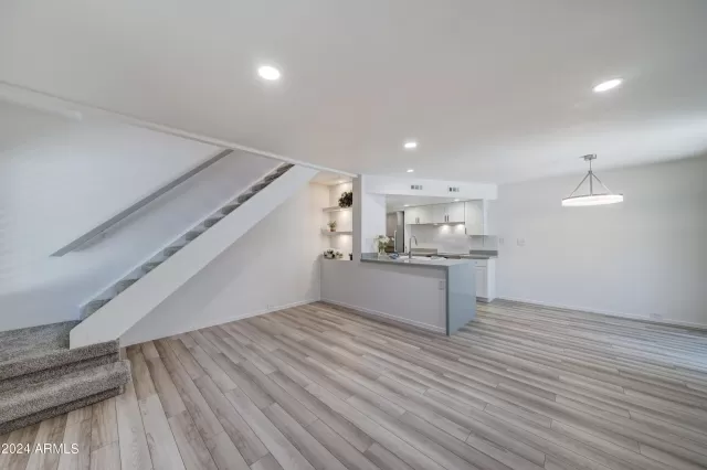 MLS: 6727609 Condo For Sale