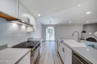 Photo #6: 6727609 Listing