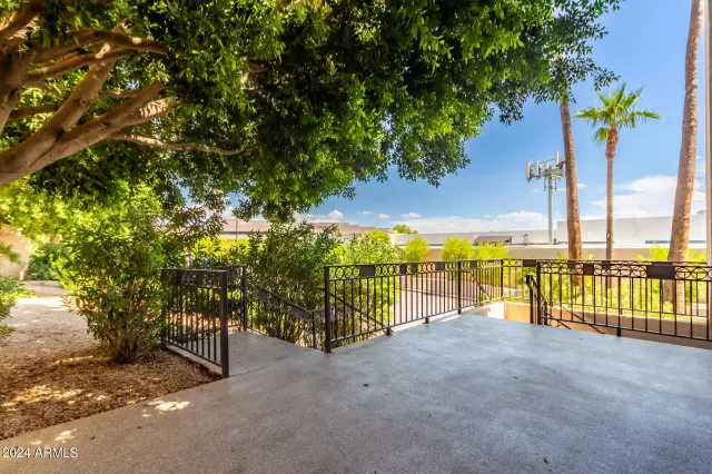 MLS: 6727684 Condo For Sale