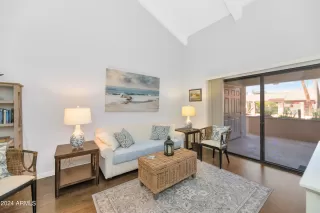 Photo #2: 6727690 Listing