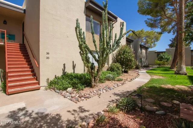 MLS: 6727709 Condo For Sale