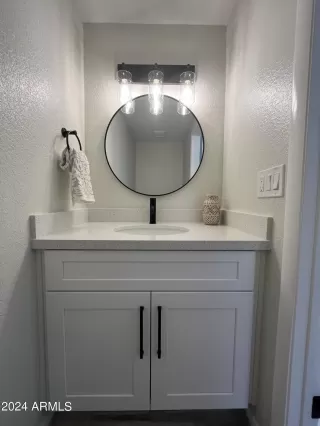 Photo #6: 6727863 Listing