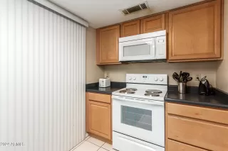 Photo #6: 6727880 Listing 