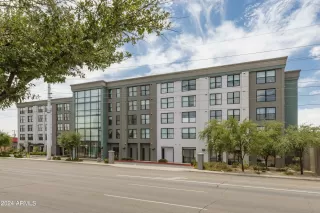 More Details about MLS # 6727905 : 535 W THOMAS ROAD#503