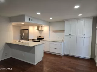 Photo #3: 6727950 Listing