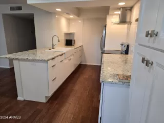 Photo #4: 6727950 Listing