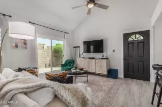 Photo #1: 6727989 Listing