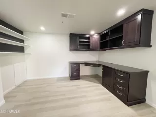 Photo #5: 6727999 Listing