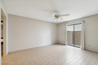 Photo #6: 6728087 Listing 