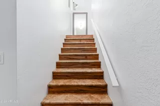 Photo #2: 6728186 Listing