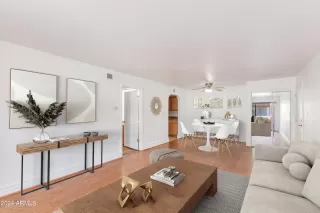 Photo #2: 6728210 Listing