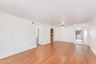 Photo #3: 6728210 Listing