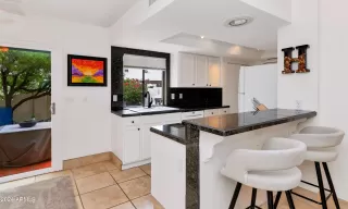 Photo #3: 6728327 Listing 