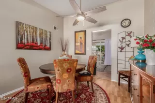 Photo #4: 6728958 Listing