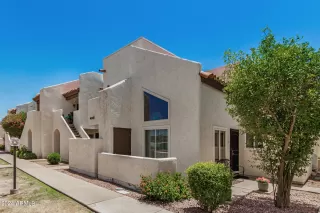 Photo #4: 6729027 Listing