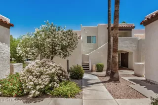 Photo #6: 6729027 Listing